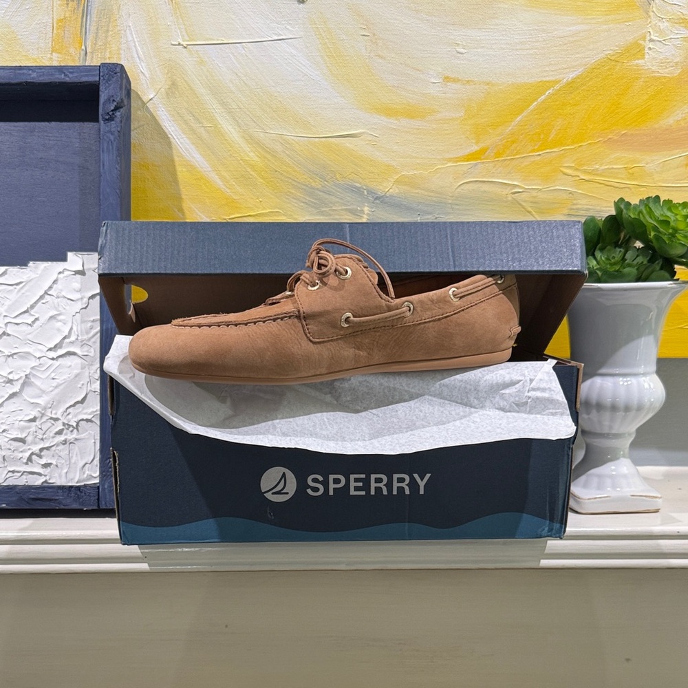 Sperry Women’s Light Brown Boat Shoes